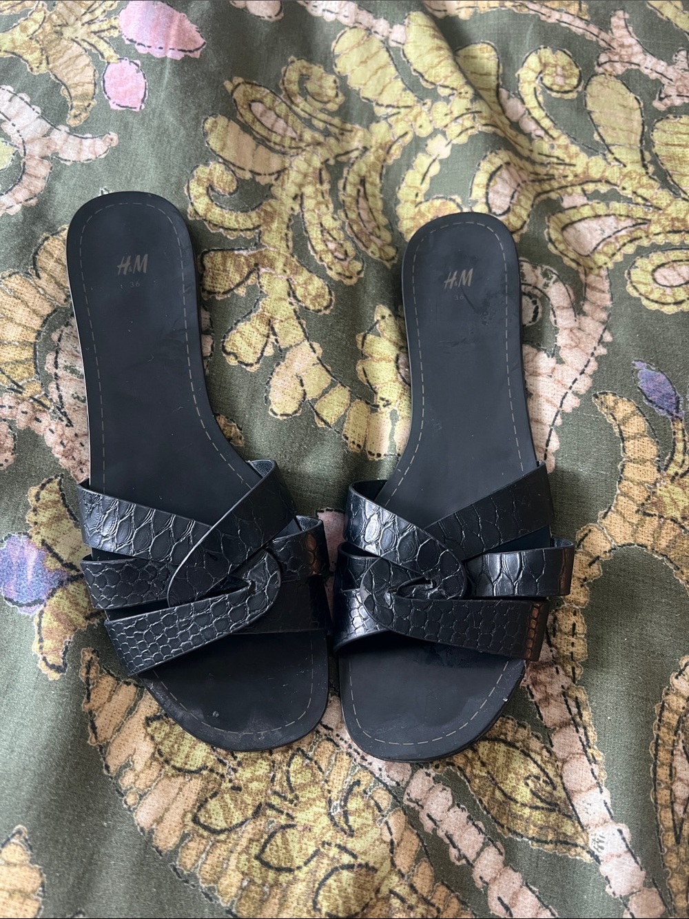 H&M Black Croc-Embossed Slide Sandals